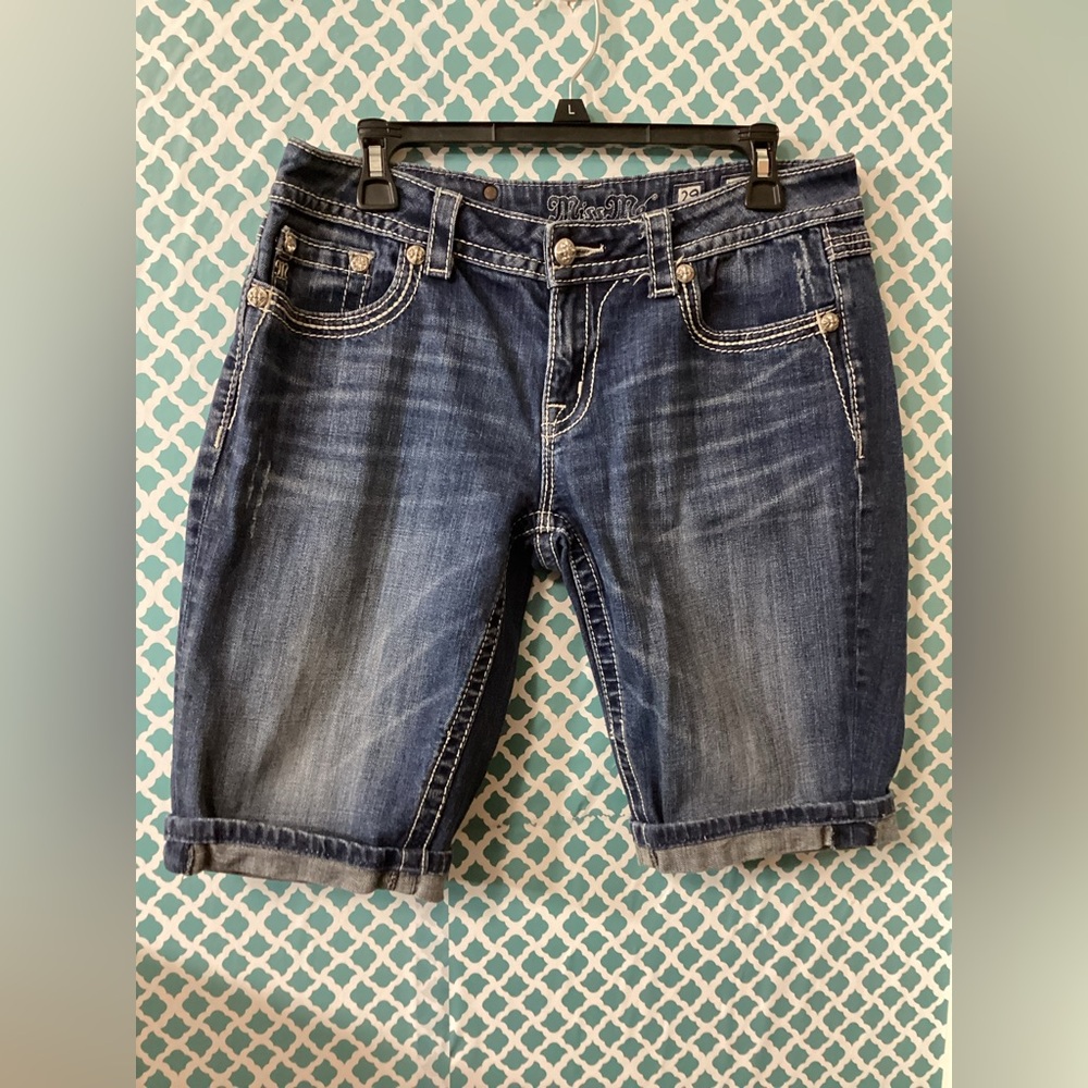 Miss Me women’s Dark Blue Jeans easy Bermuda Shorts size 29
